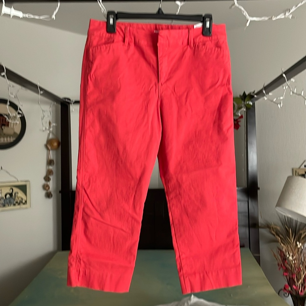 Old navy red/orange capri pants